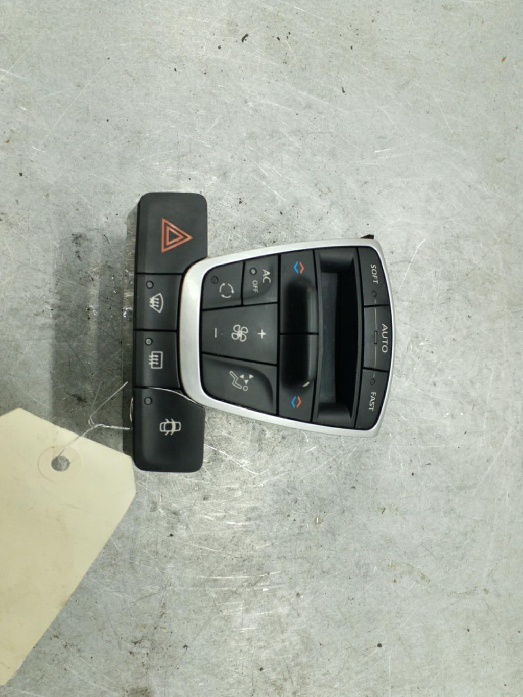 Commande chauffage RENAULT LAGUNA 3 PHASE 1 COUPE Diesel - 1
