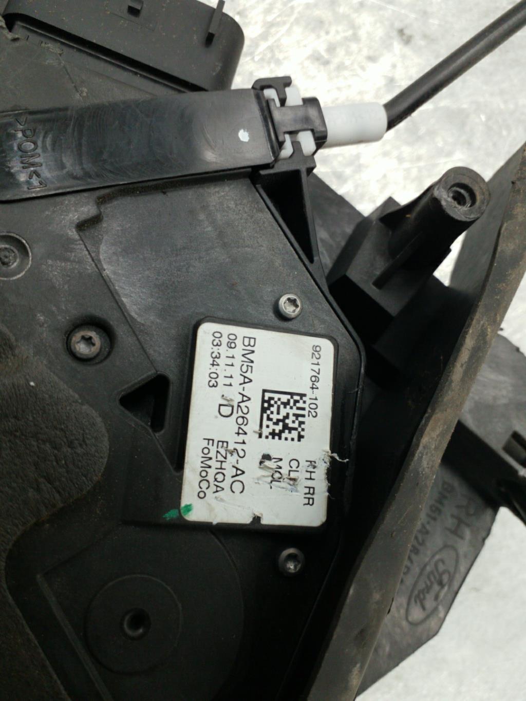 Serrure arriere droit FORD FOCUS 3 PHASE 1 Diesel - 1