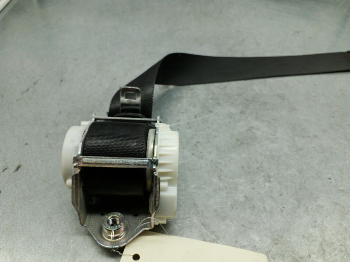 Cintura di sicurezza anteriore destra FORD FOCUS 2 PHASE 2 CABRIOLET Diésel - 1