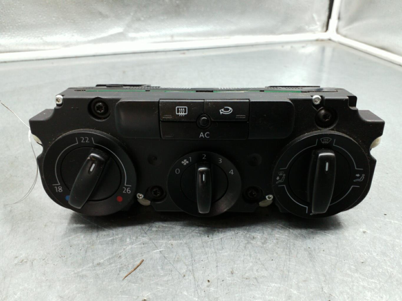 Commande chauffage VOLKSWAGEN EOS CABRIO PHASE 1 Essence - 1