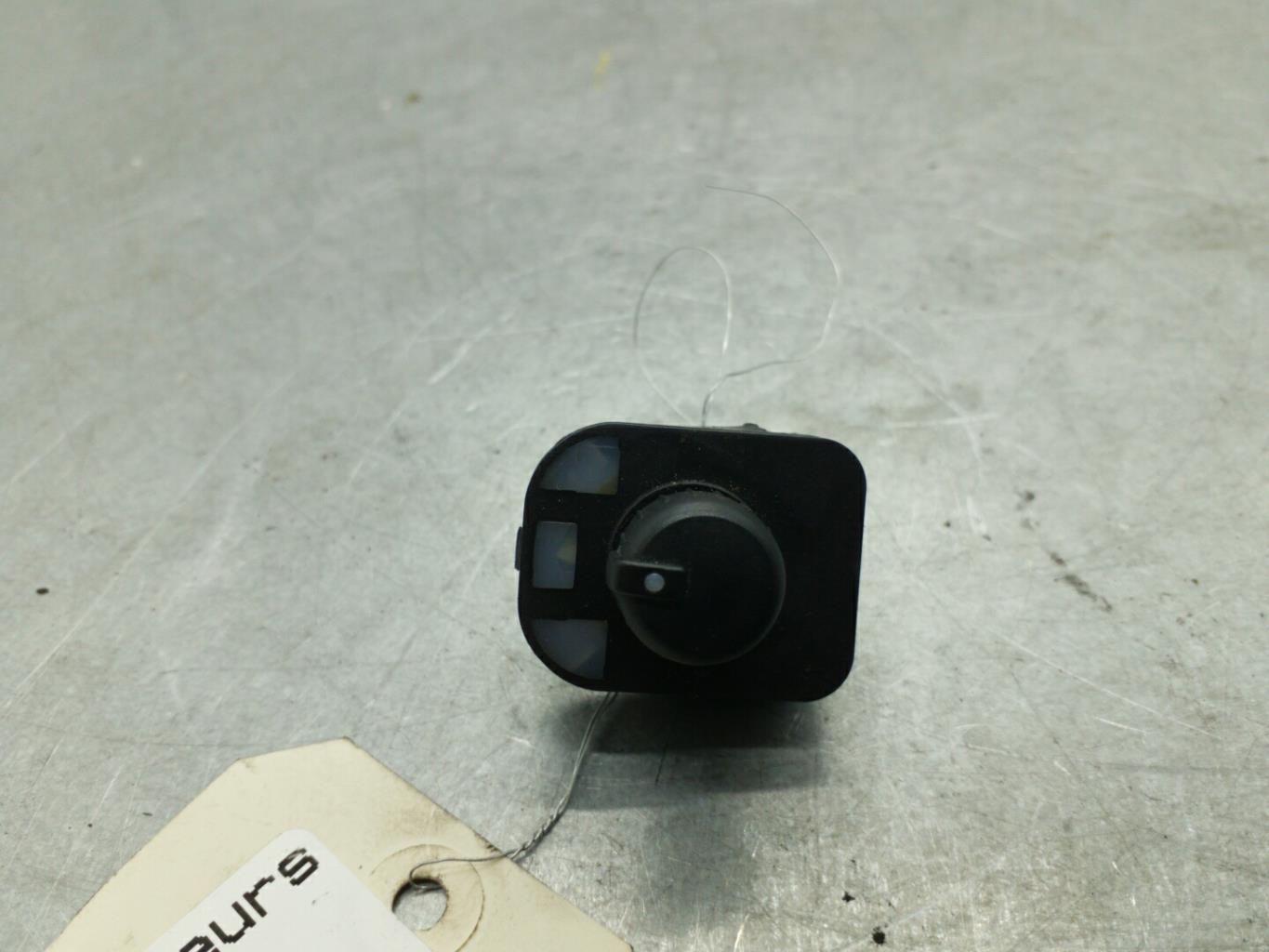 Commande retroviseurs AUDI A3 2 PHASE 1 Diesel - 1