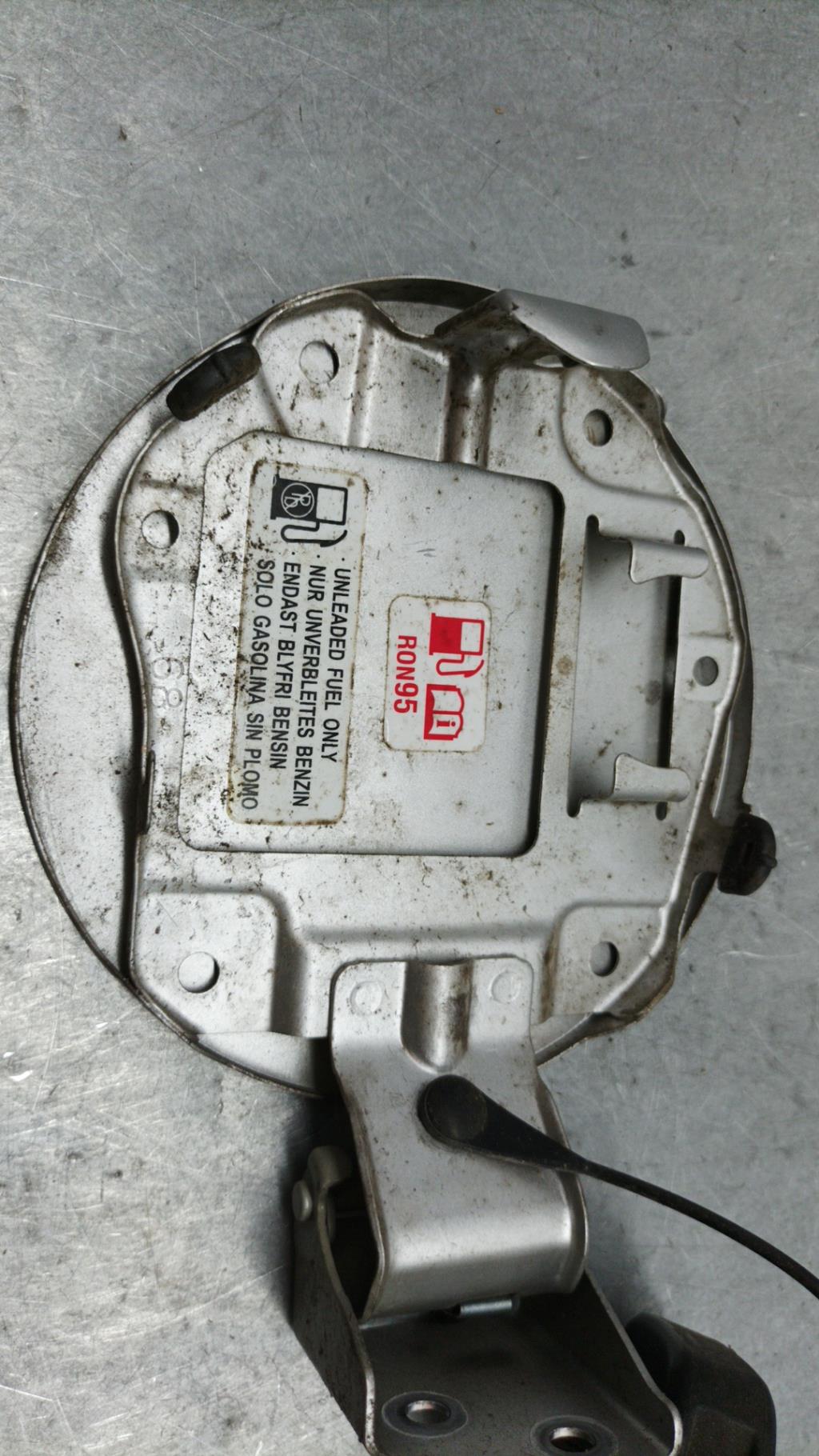 Trappe d'essence SUZUKI SWIFT 4 Essence - 1