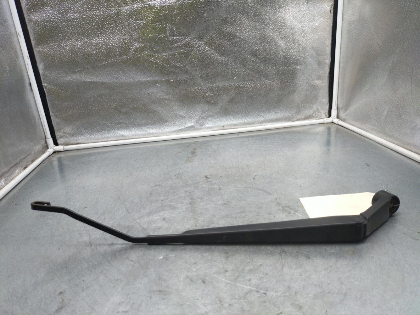 Braccio tergicristallo anteriore destro SUZUKI SWIFT 4 Gasolina - 1