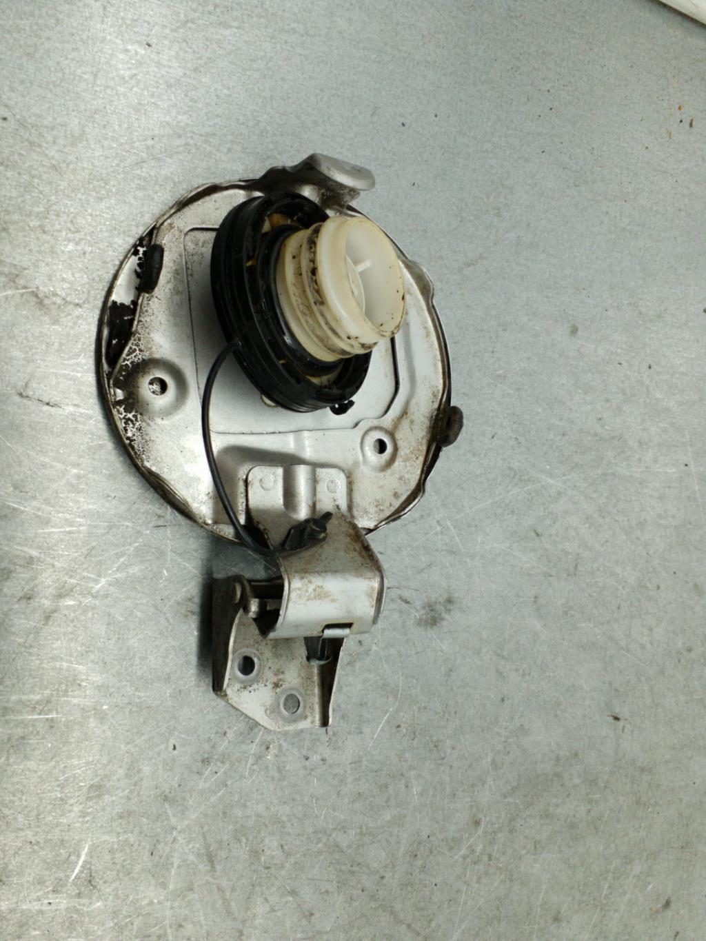 Trappe d'essence SUZUKI SWIFT 3 Diesel - 1
