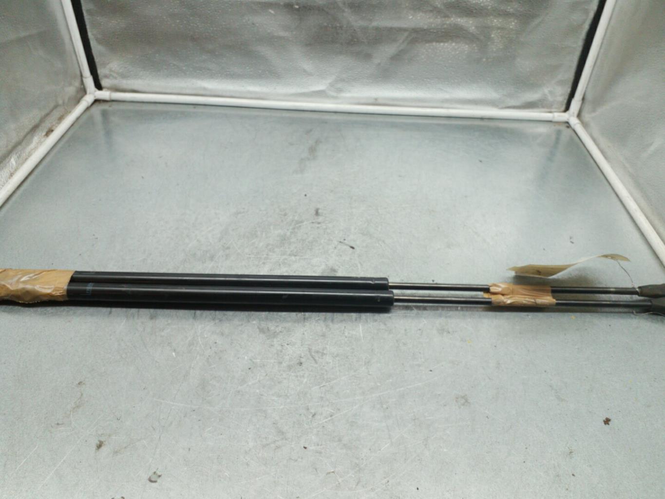Verin de coffre RENAULT SUPER 5 Essence - 1
