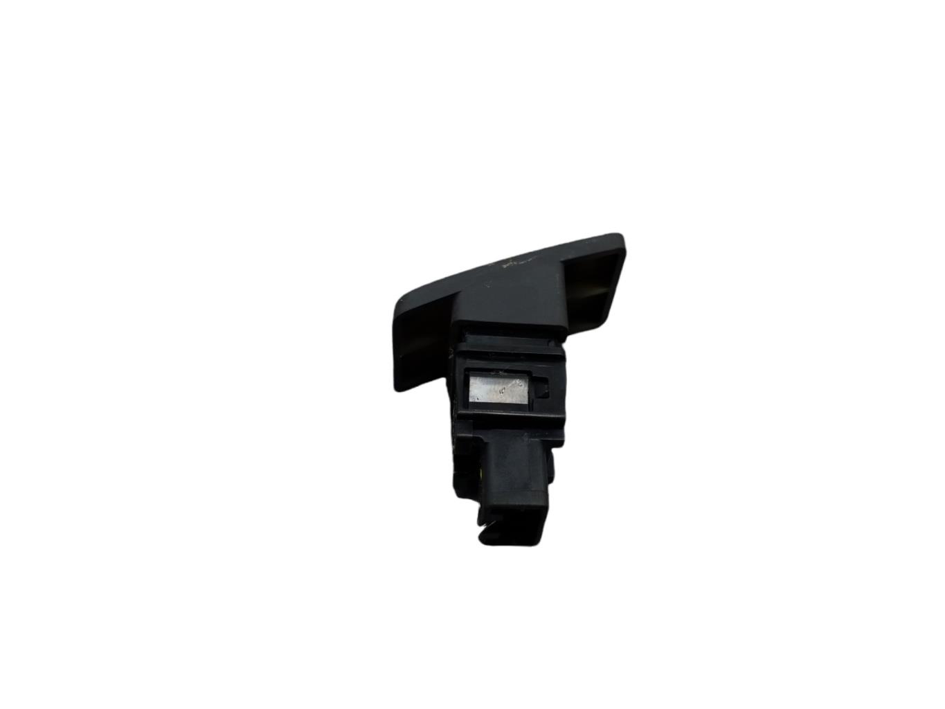 Bouton de warning SUZUKI SWIFT 3 Essence - 1