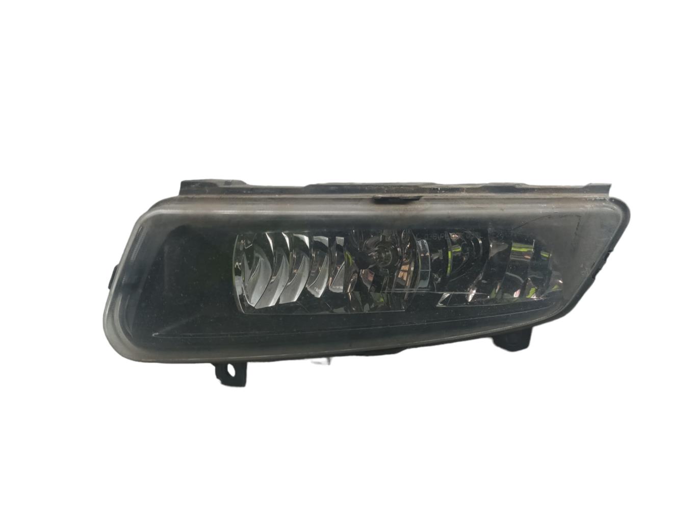 Fendinebbia sinistro (luce) VOLKSWAGEN POLO 5 PHASE 1 Gasolina - 1