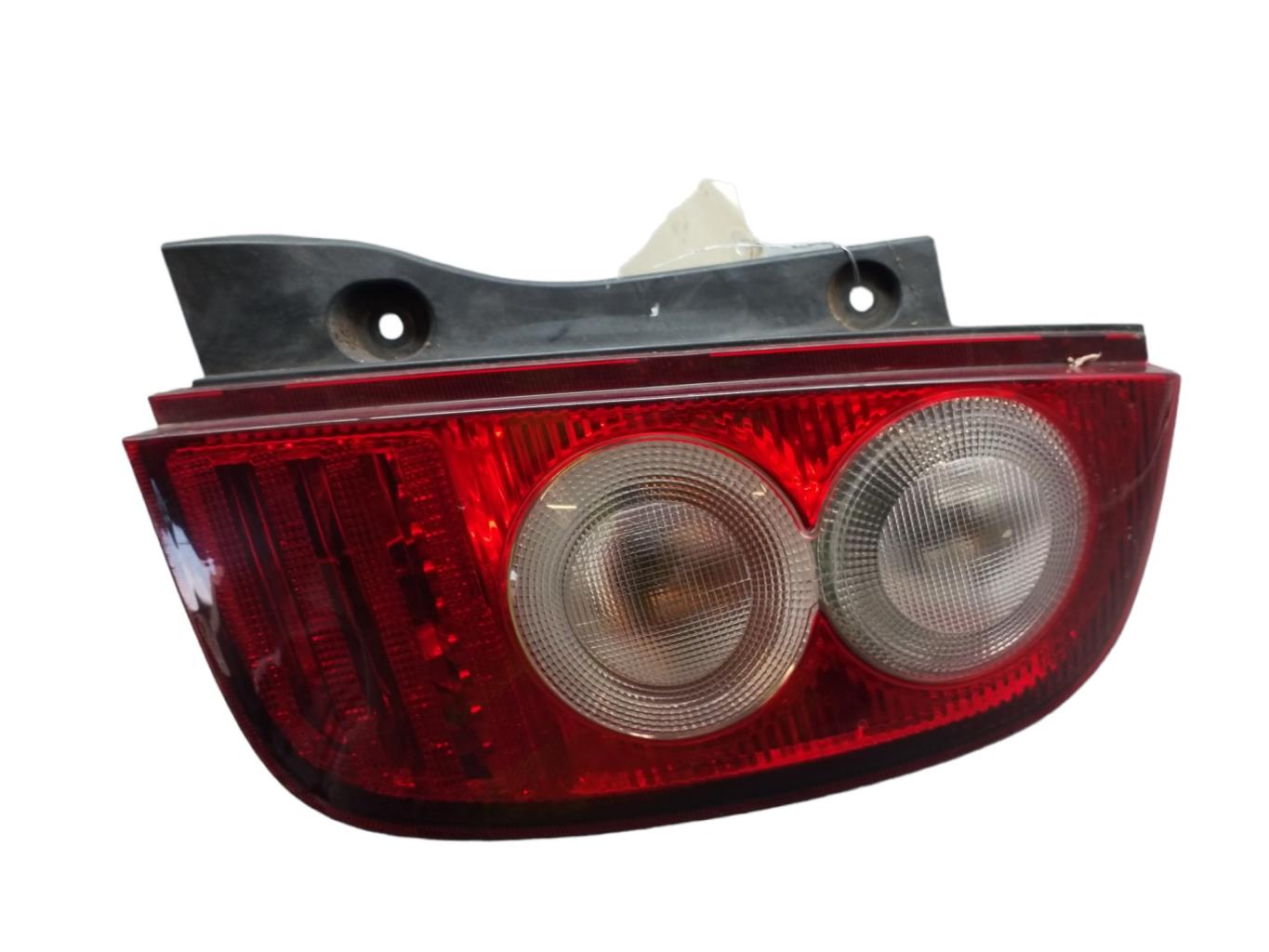 Fanale posteriore principale destro (luci) NISSAN MICRA 3 PHASE 3 Diésel - 1