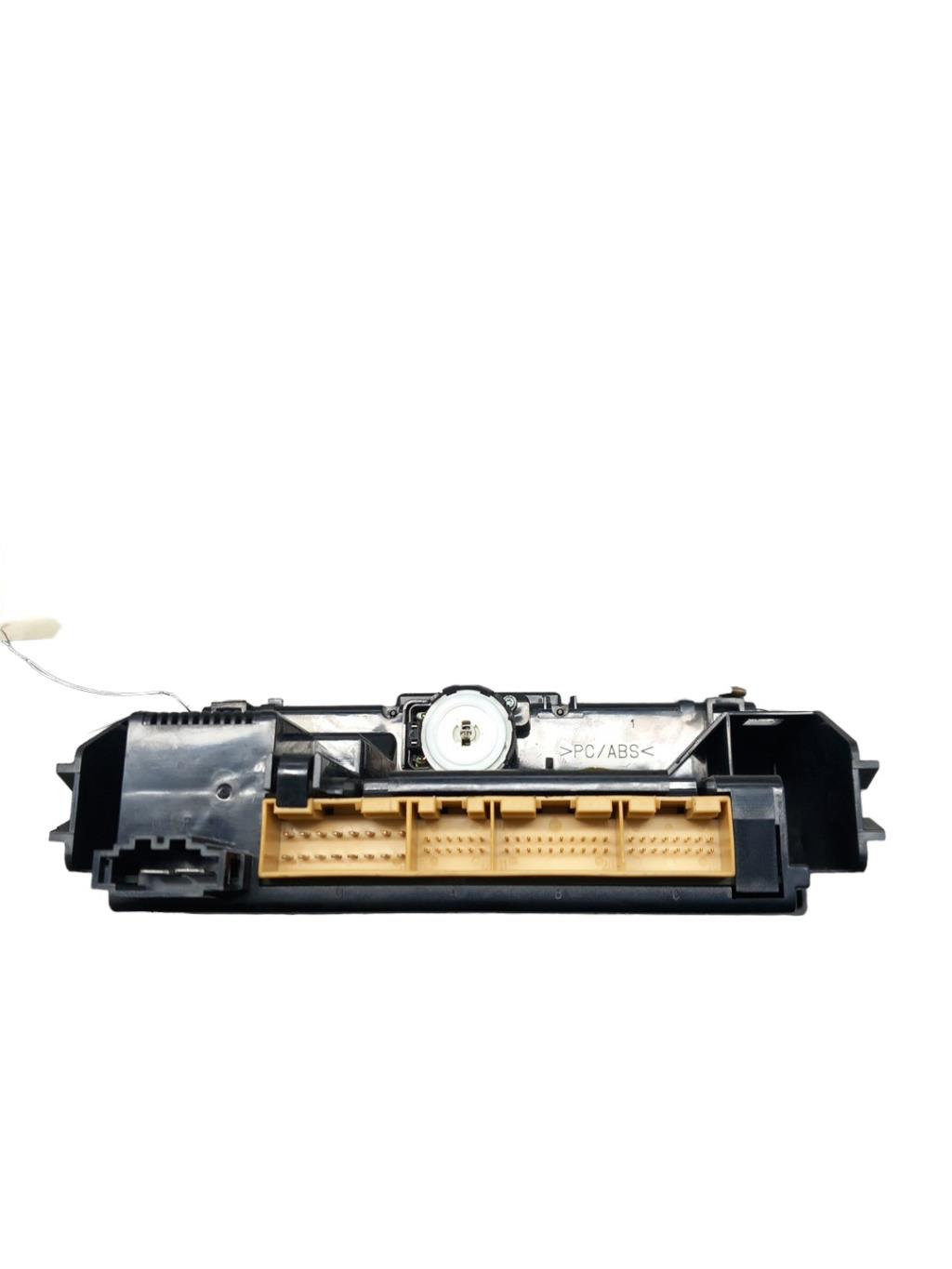 Commande chauffage AUDI A4 1 PHASE 2 Essence - 1