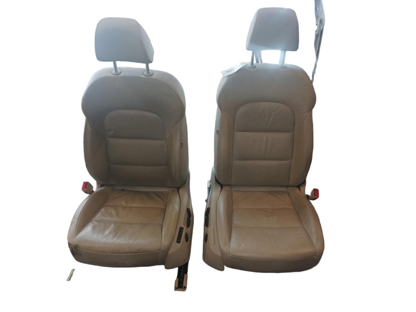 Interieur complet SKODA SUPERB 2 PHASE 1 BREAK Essence - 1