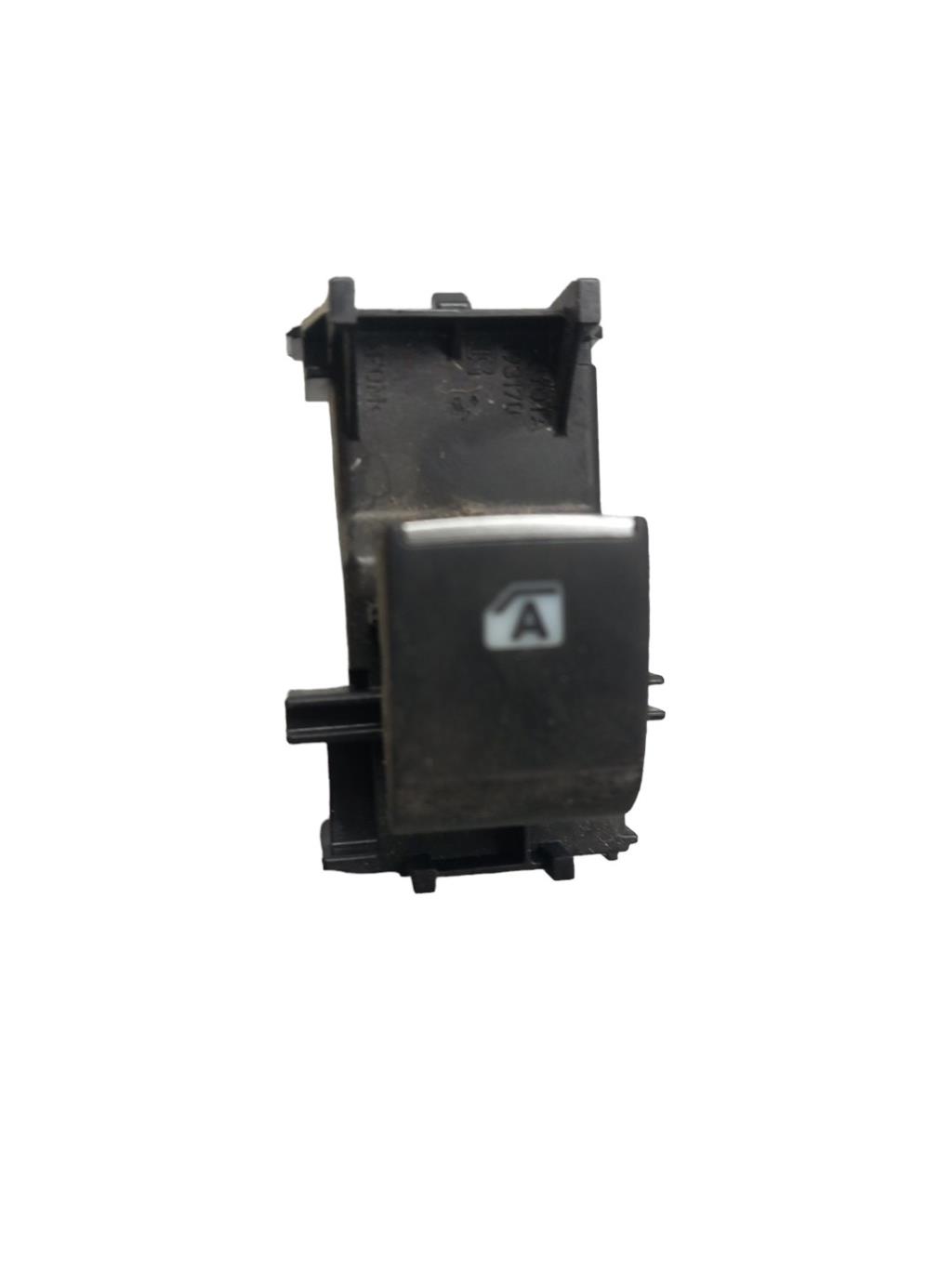 Interruttore lavacristalli posteriore sinistro TOYOTA C-HR 1 PHASE 1 Gasolina/Híbrido - 1