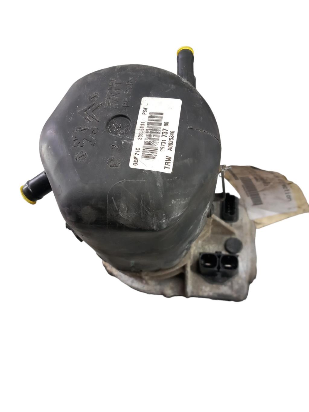 Pompe de direction CITROEN C5 2 Diesel - 1