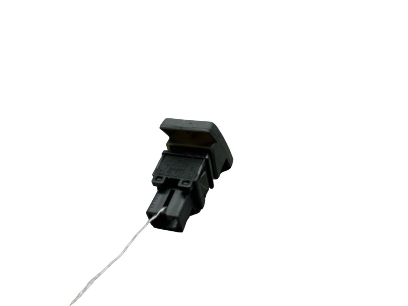 Bouton de warning SUZUKI SWIFT 3 Diesel - 1