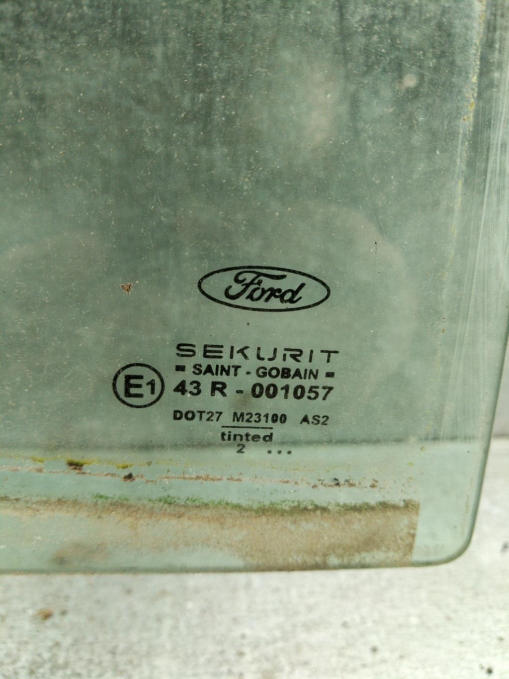 Vitre arriere droit FORD FOCUS 1 Diesel - 1