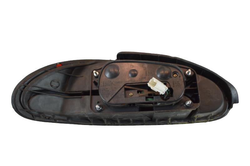 Fanale posteriore principale destro (luci) MITSUBISHI COLT 4 Gasolina - 1