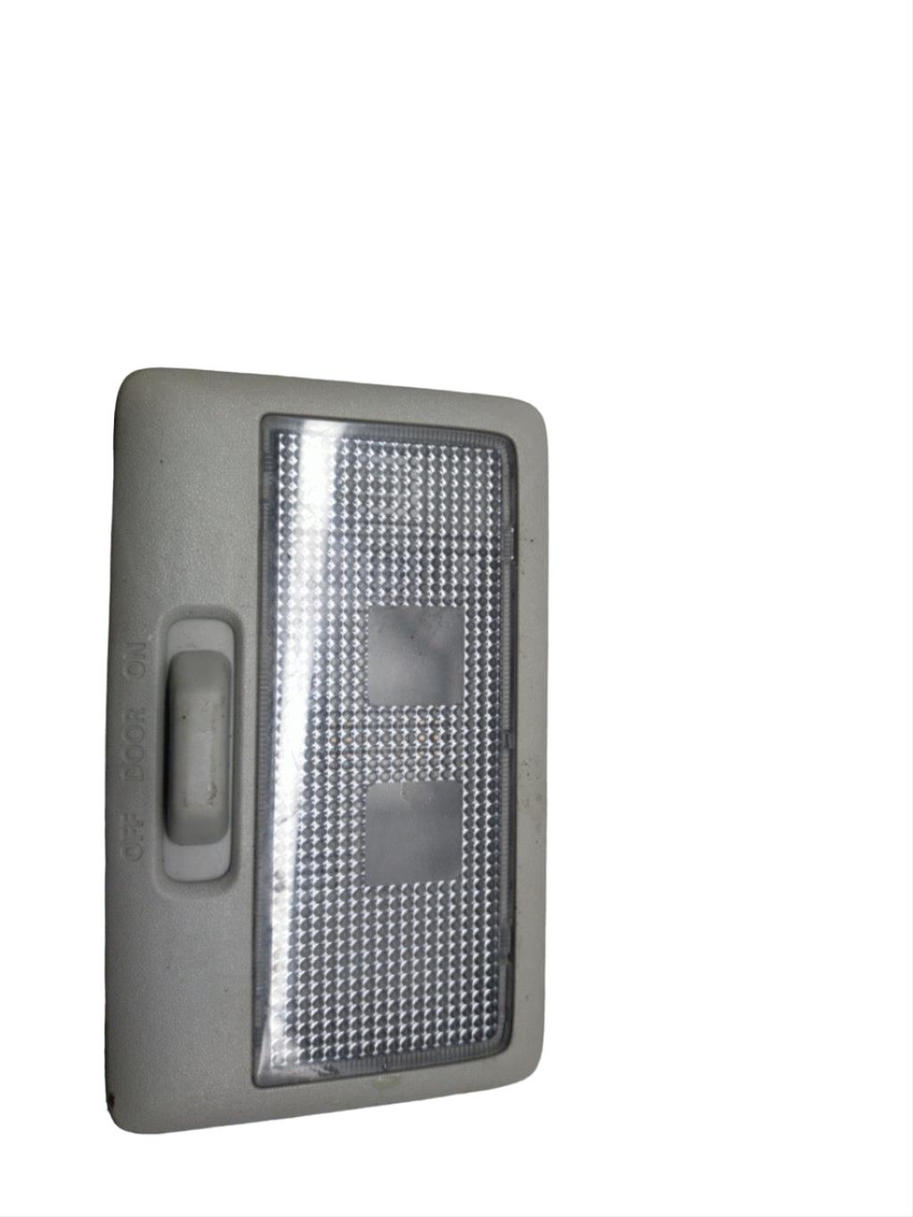 Eclairage de plafonnier SUZUKI SWIFT 4 Essence - 1