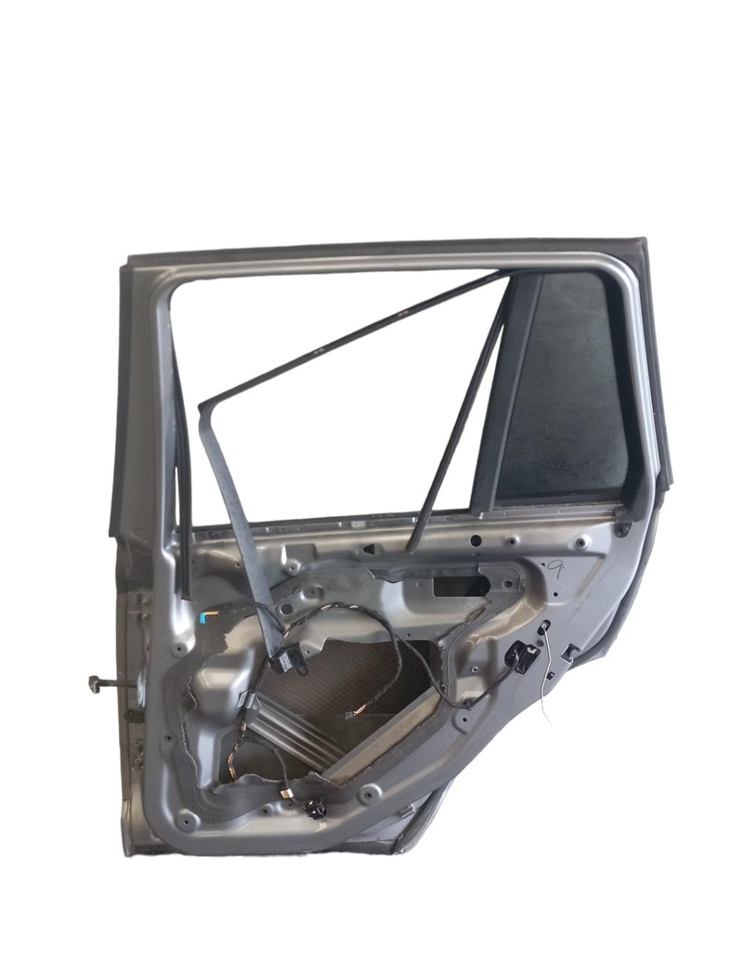 Porte arriere droit BMW X3 E83 PHASE 1 Diesel - 1