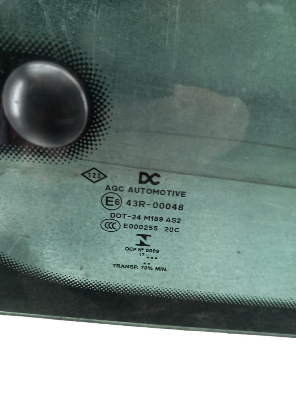 Vitre arriere droit RENAULT TWINGO 3  - 1