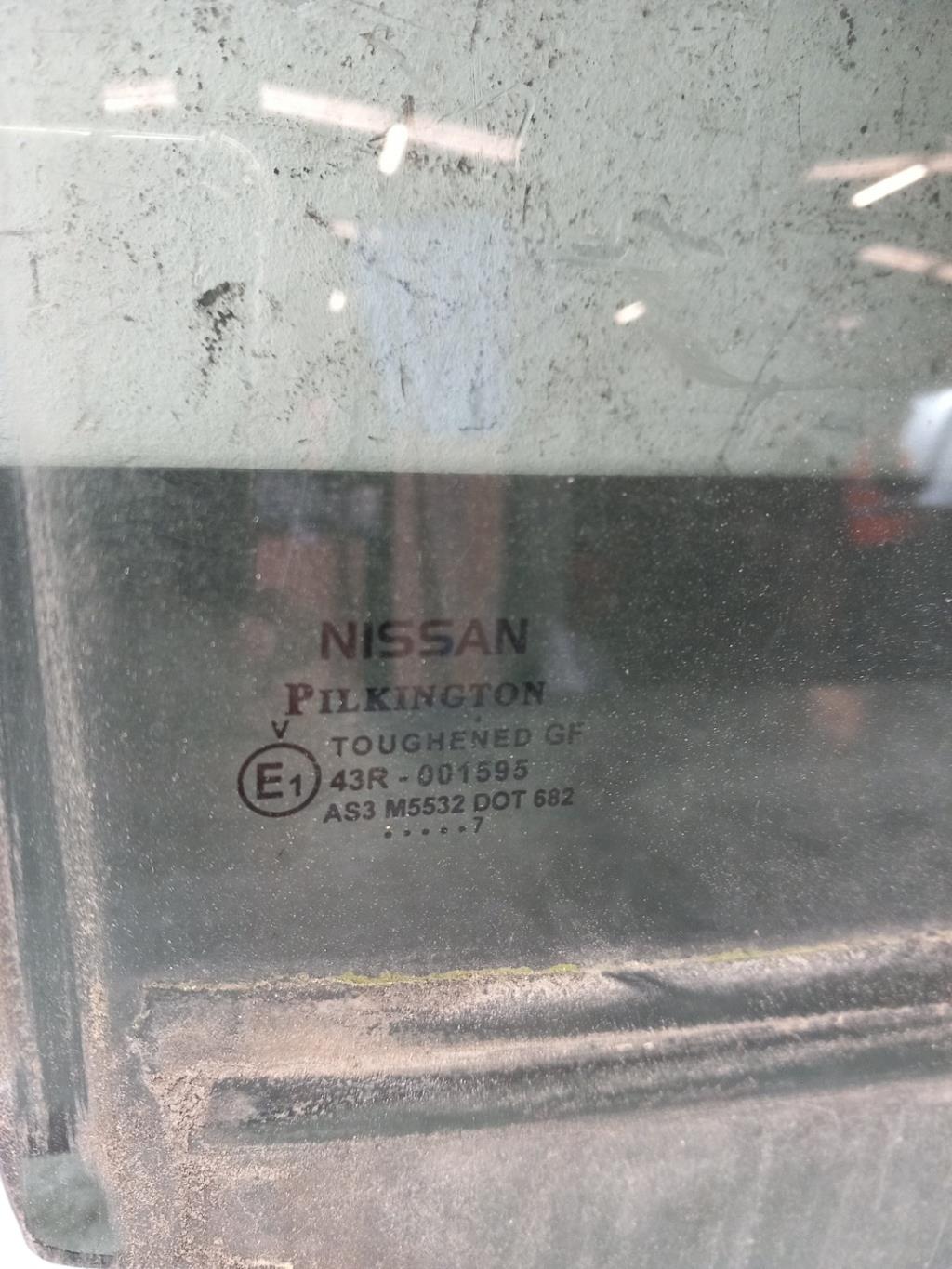 Vitre arriere gauche NISSAN NOTE 1 PHASE 1 Essence - 1