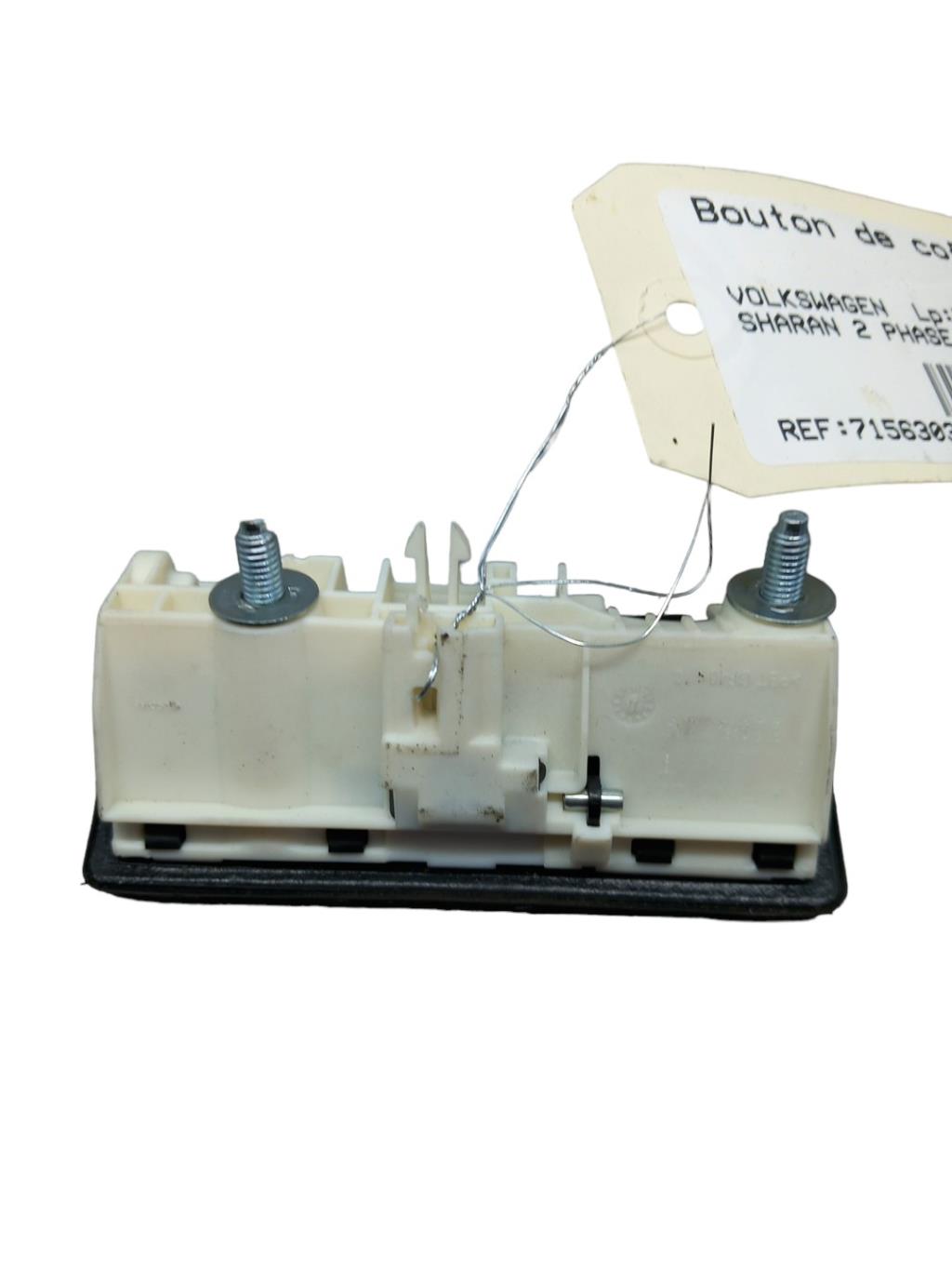 Bouton de coffre VOLKSWAGEN SHARAN 2 PHASE 2 Essence - 1