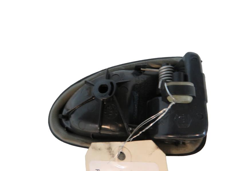 Maniglia interna posteriore sinistra RENAULT CLIO 2 PHASE 2 Diésel - 1