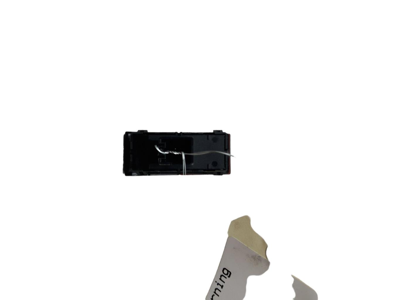 Bouton de warning SKODA OCTAVIA 3 PHASE 2 Essence - 1