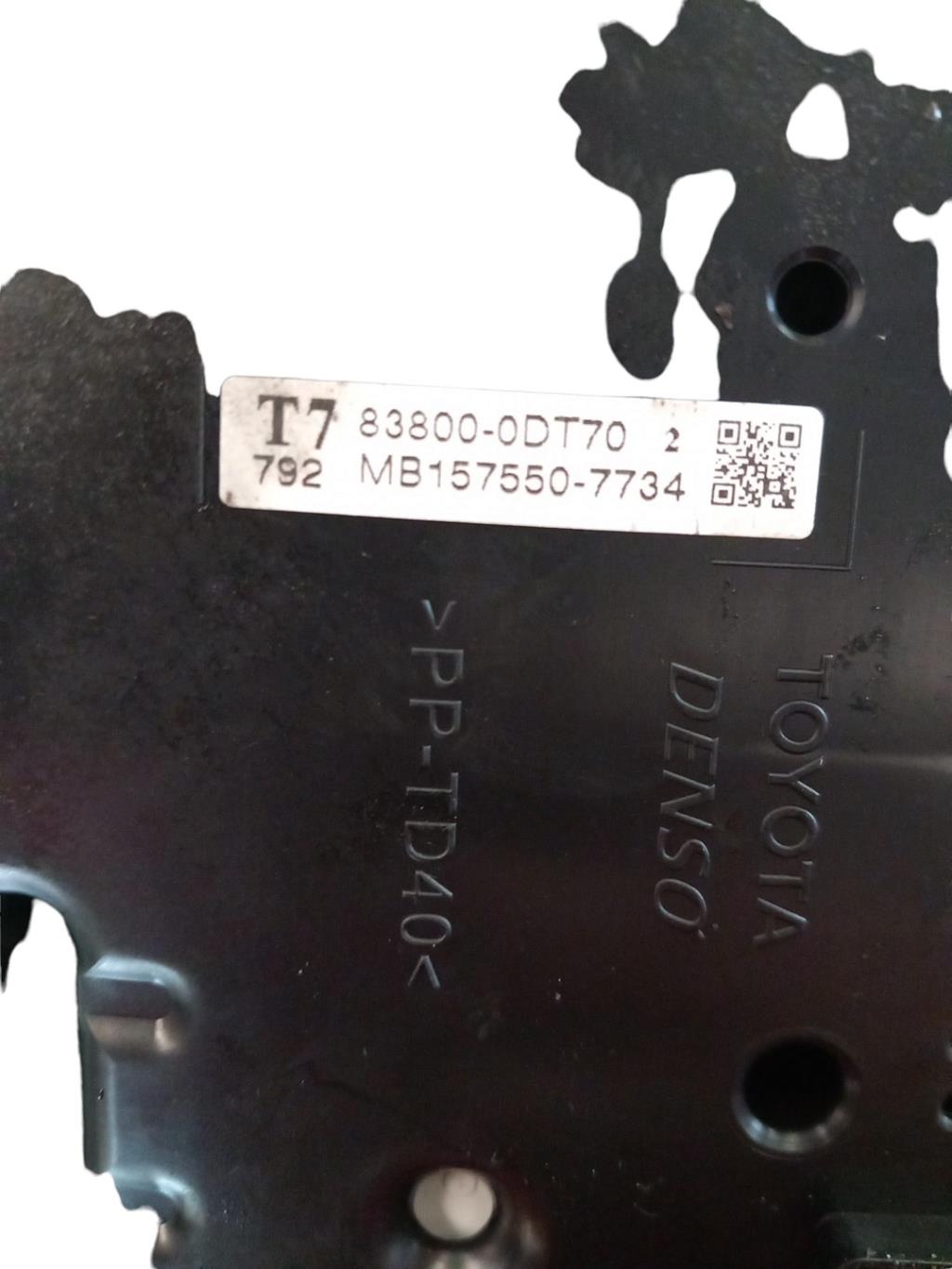 Compteur TOYOTA YARIS 3 PHASE 1 Essence/Hybride - 1