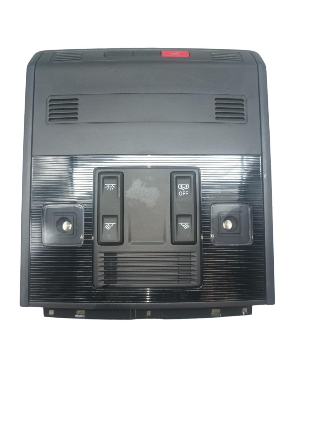 Eclairage de plafonnier VOLKSWAGEN T-CROSS Essence - 1