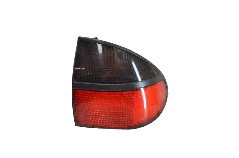 Fanale posteriore principale destro (luci) RENAULT LAGUNA 1 PHASE 1 Diésel - 1