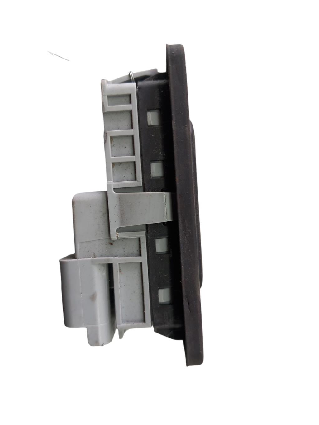Bouton de coffre RENAULT ESPACE 5 Essence - 1