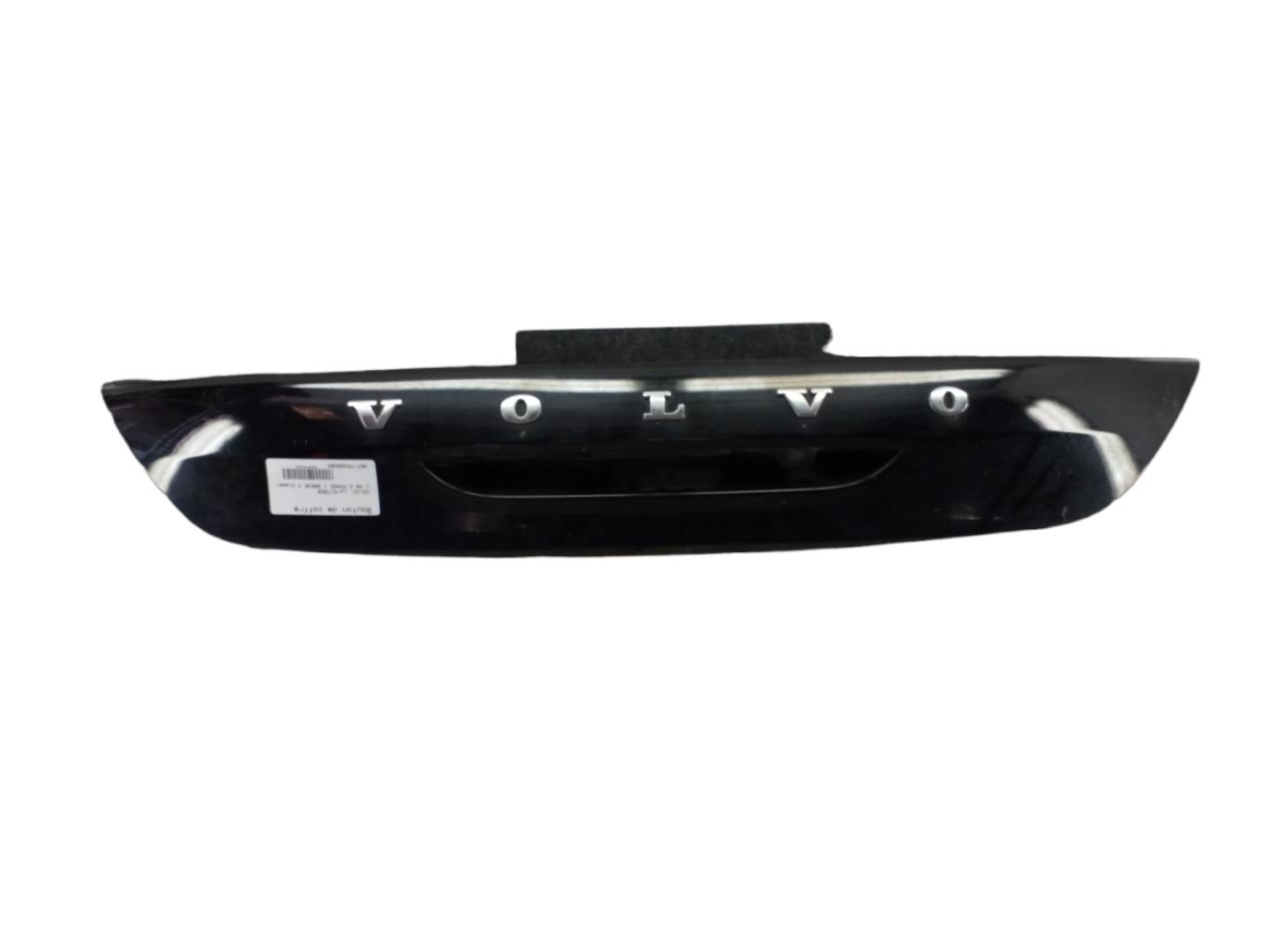 Bouton de coffre VOLVO V 40 2 PHASE 1 BREAK Diesel - 1