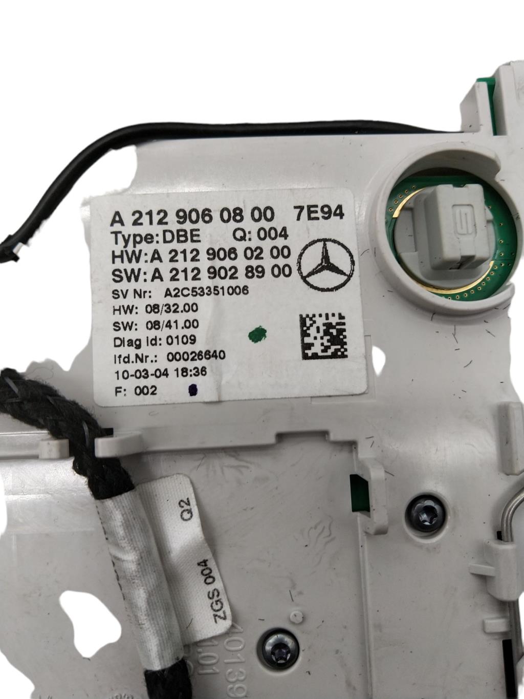 Eclairage de plafonnier MERCEDES CLASSE E 212 PHASE 1 Diesel - 1