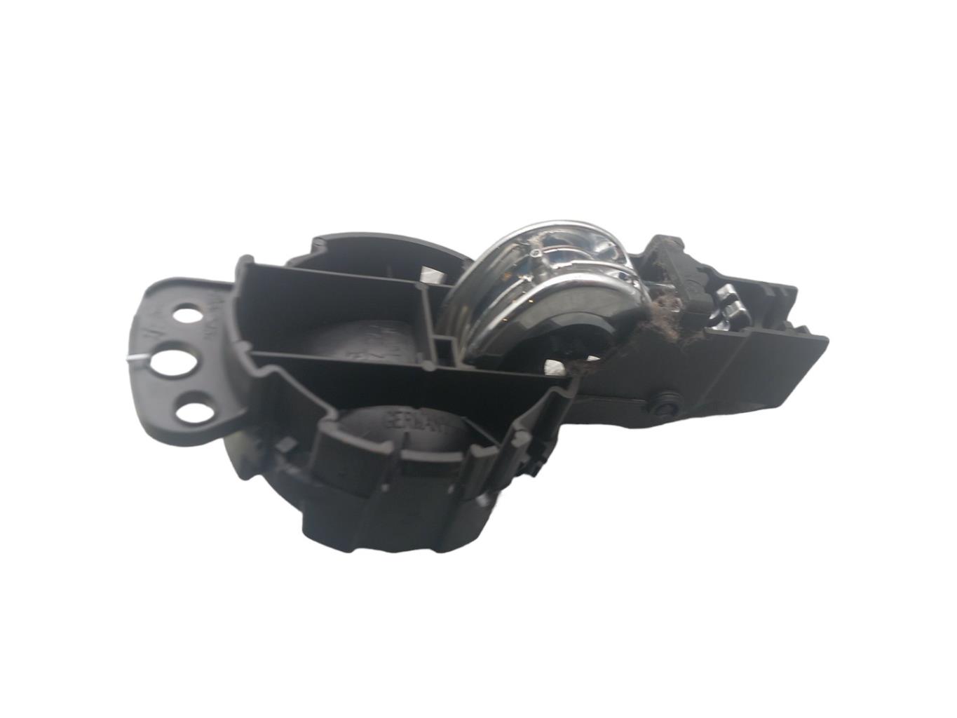 Poignee interieur avant gauche MINI MINI 2 R56 PHASE 1 Essence - 1