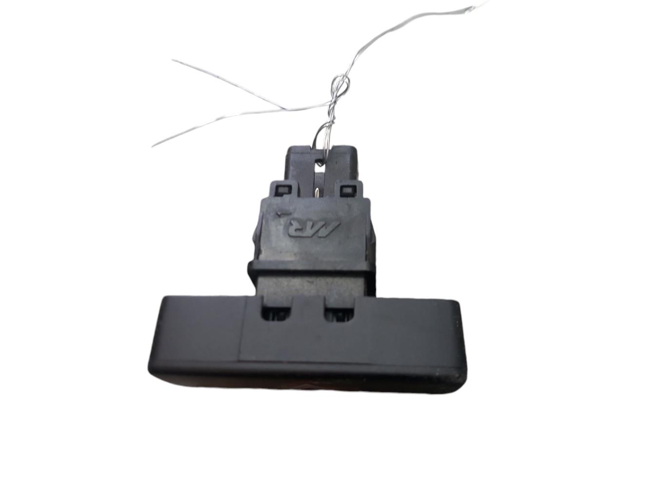 Bouton de warning SUZUKI ALTO 3 Essence - 1