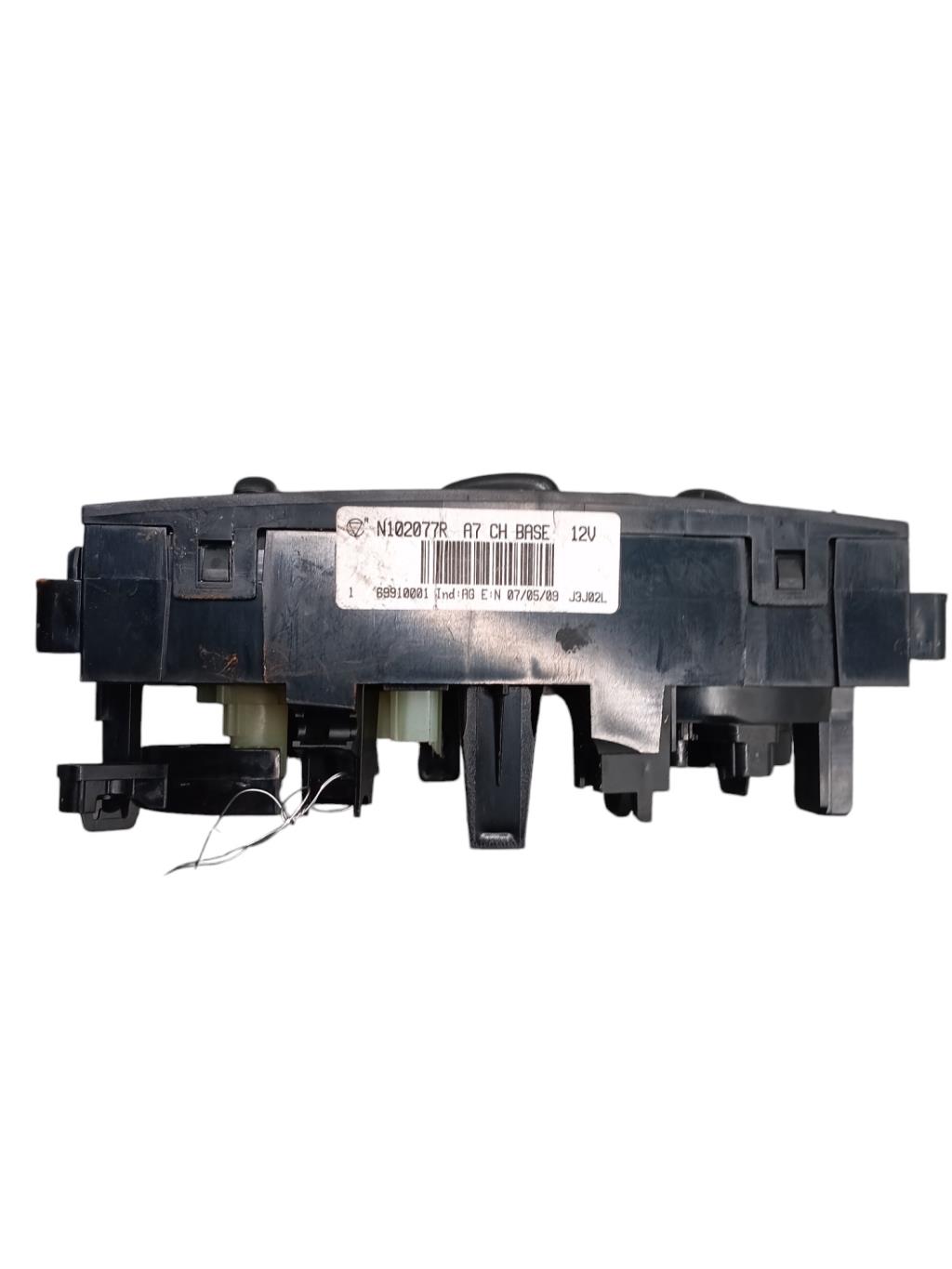 Commande chauffage PEUGEOT 207 PHASE 2 BREAK Essence - 1