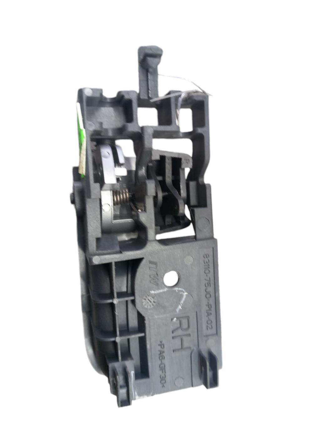 Maniglia interna posteriore destra SUZUKI ALTO 3 Gasolina - 1