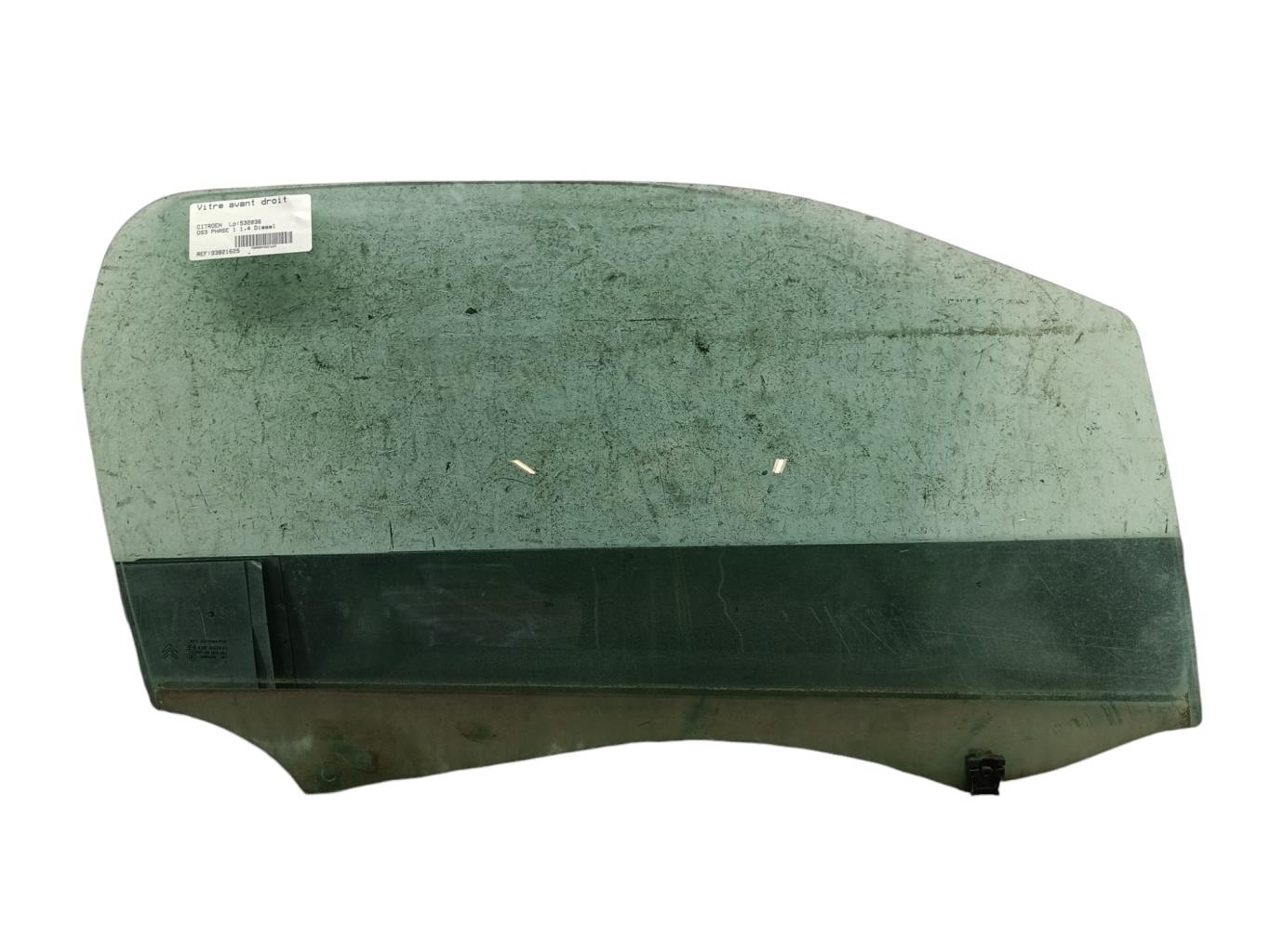 Vitre avant droit CITROEN DS3 PHASE 1 Diesel - 1