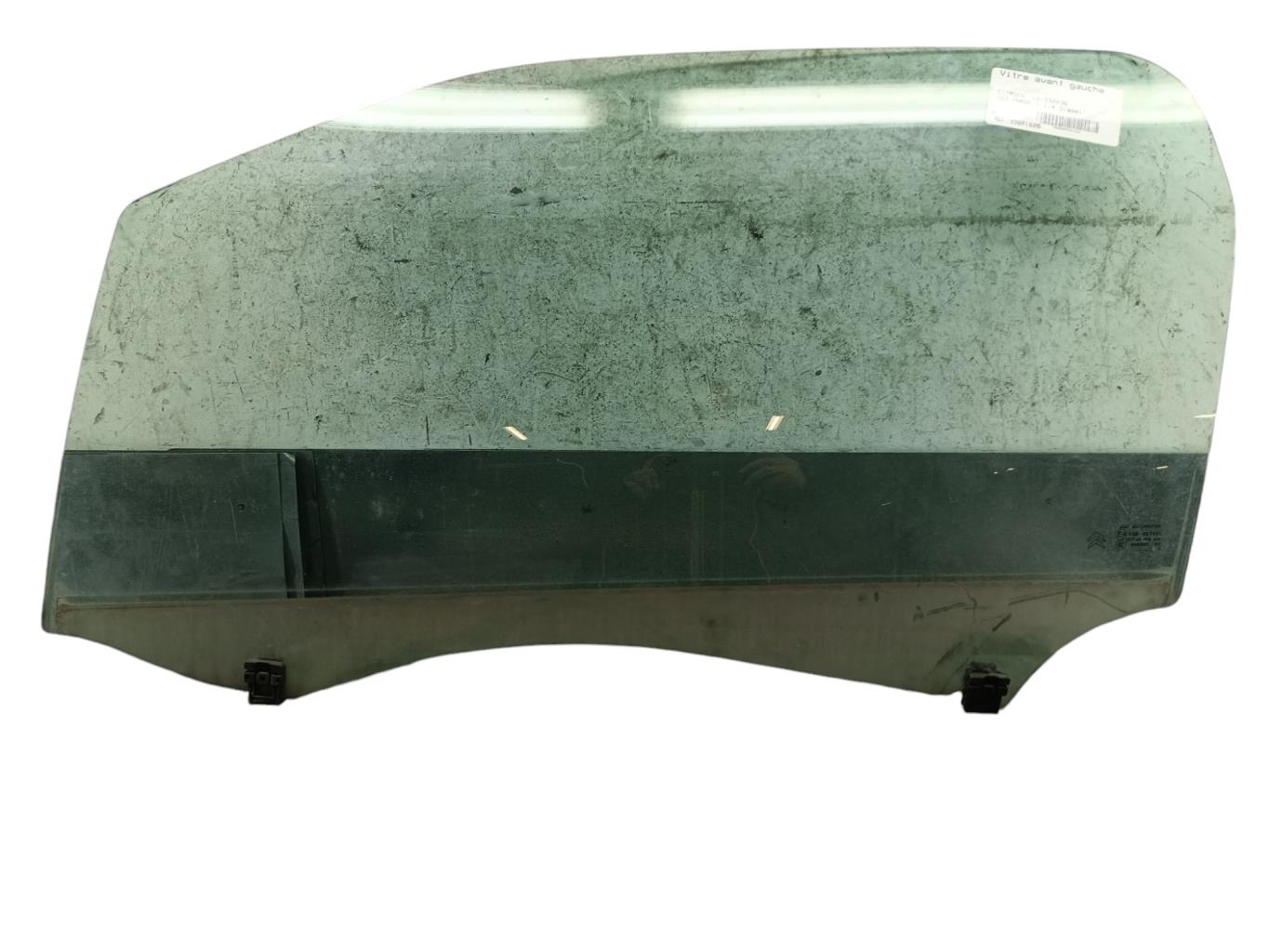 Vitre avant gauche CITROEN DS3 PHASE 1 Diesel - 1