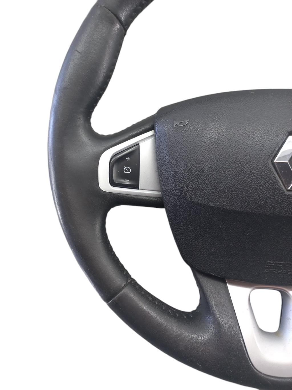 Volant RENAULT MEGANE 3 PHASE 1 BREAK Diesel - 1