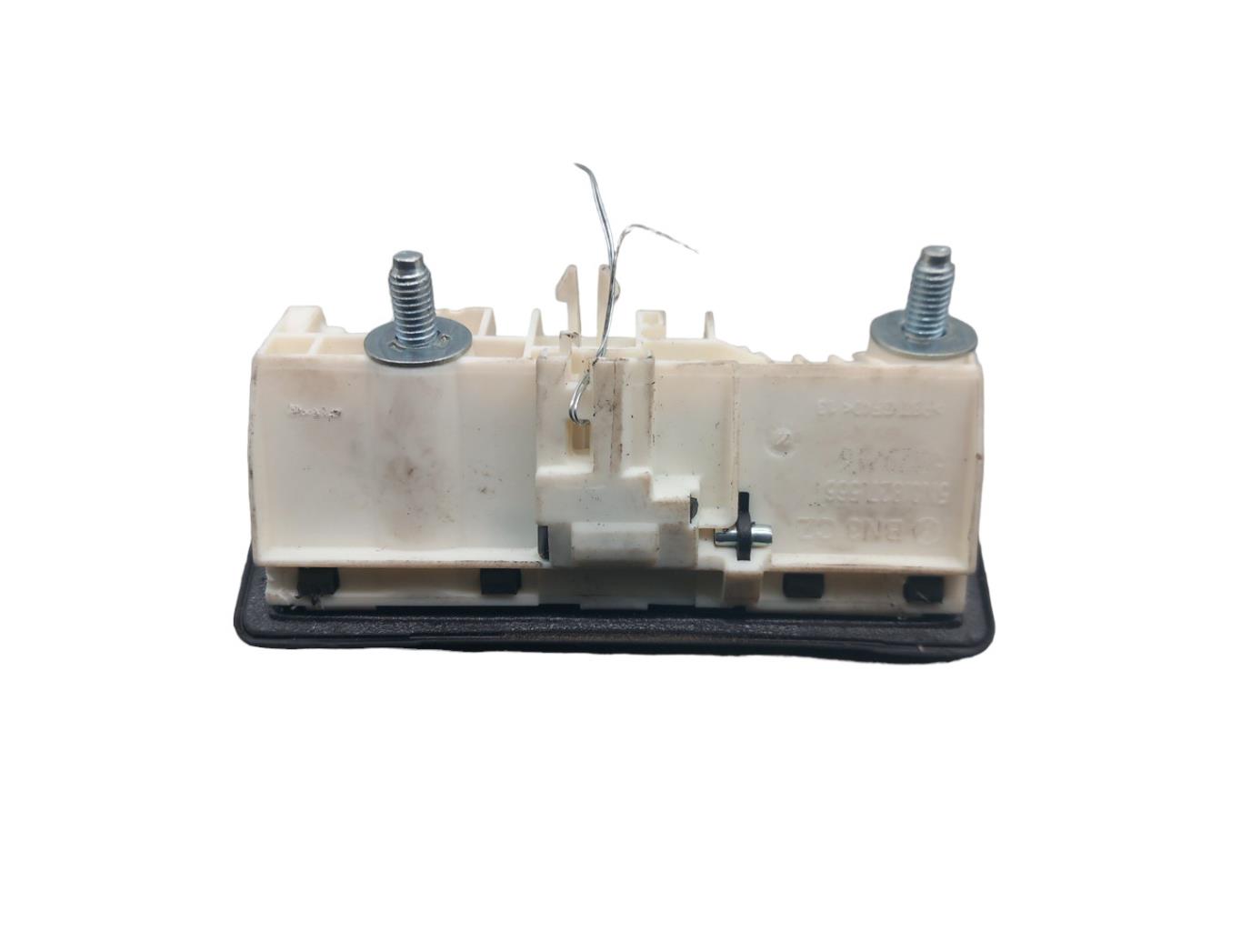 Bouton de coffre AUDI A5 1 SPORTBACK PHASE 2 Diesel - 1