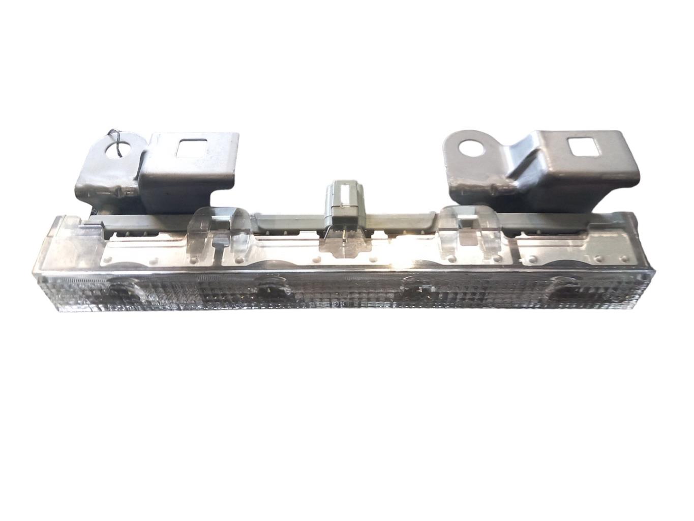 Feu arriere stop central TOYOTA AURIS 1 PHASE 2 Diesel - 1