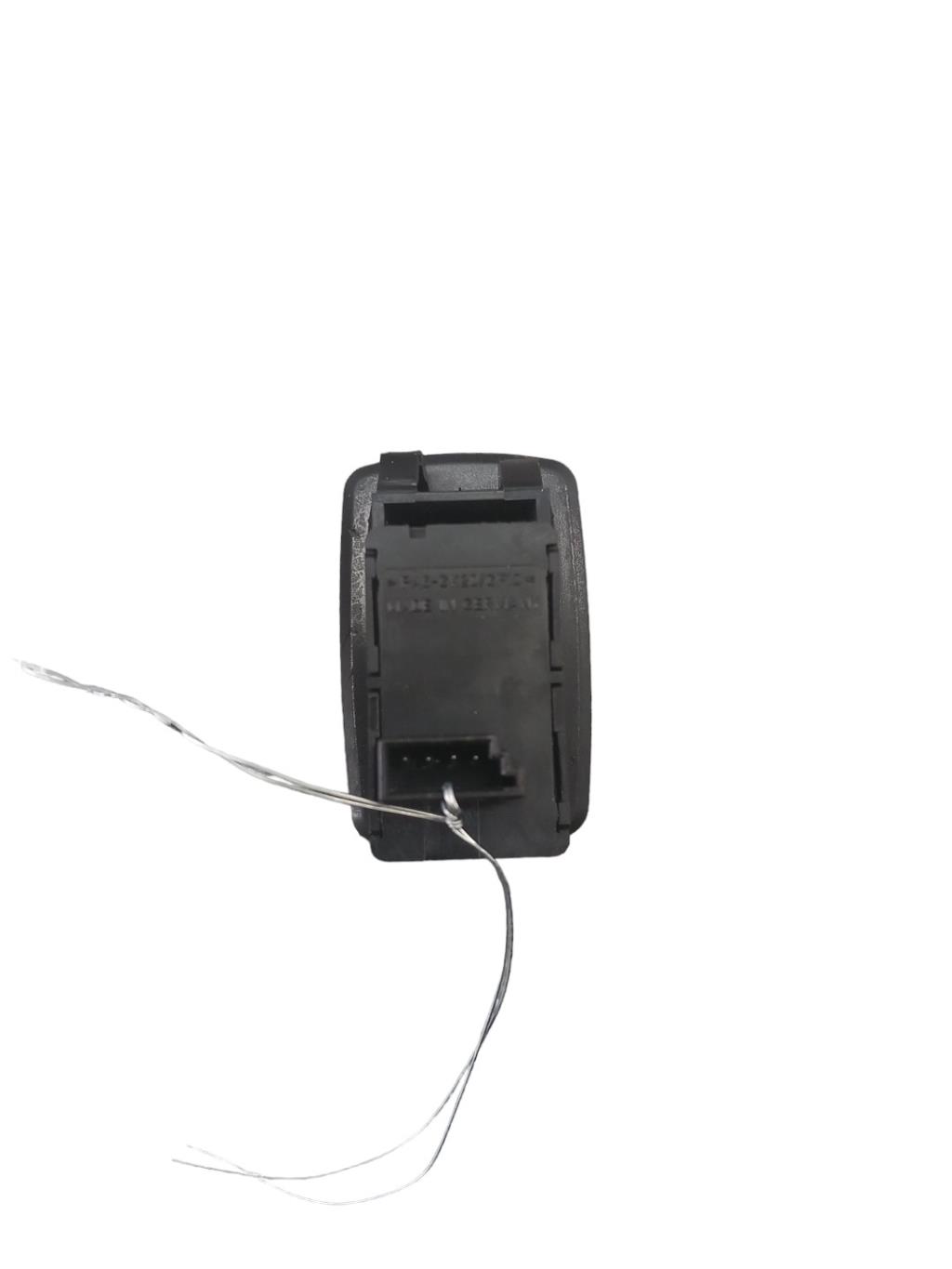 Interruttore lavacristalli posteriore sinistro BMW SERIE 5 E61 TOURING PHASE 2 BREAK Gasolina - 1