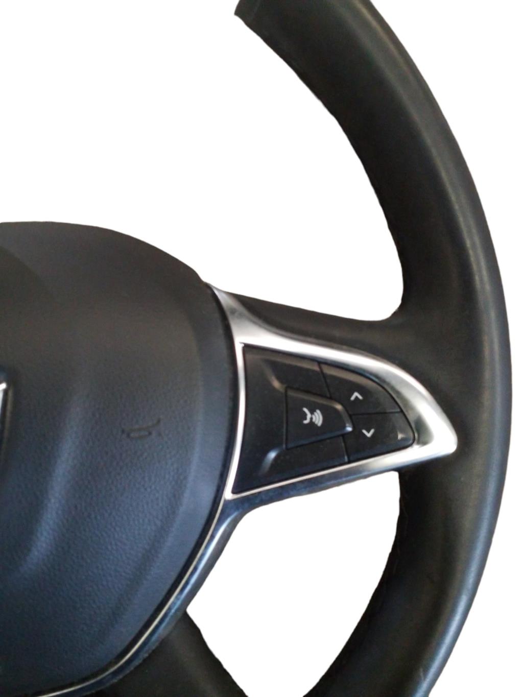 Volant DACIA DUSTER 2 PHASE 1 Essence - 1