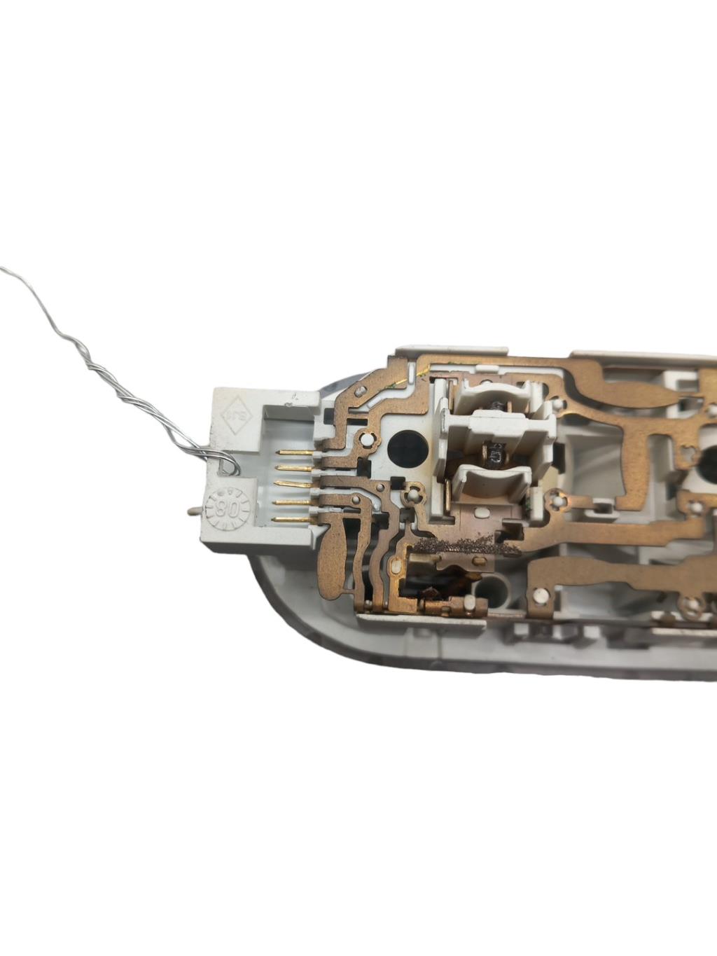 Luce di cortesia NISSAN QASHQAI 1 PHASE 1 Diésel - 1