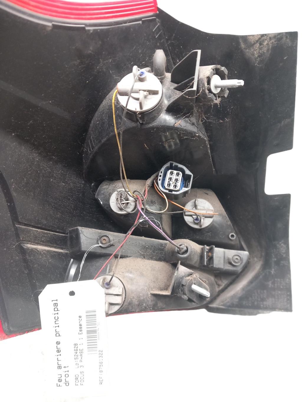 Fanale posteriore principale destro (luci) FORD FOCUS 3 PHASE 1 Gasolina - 1