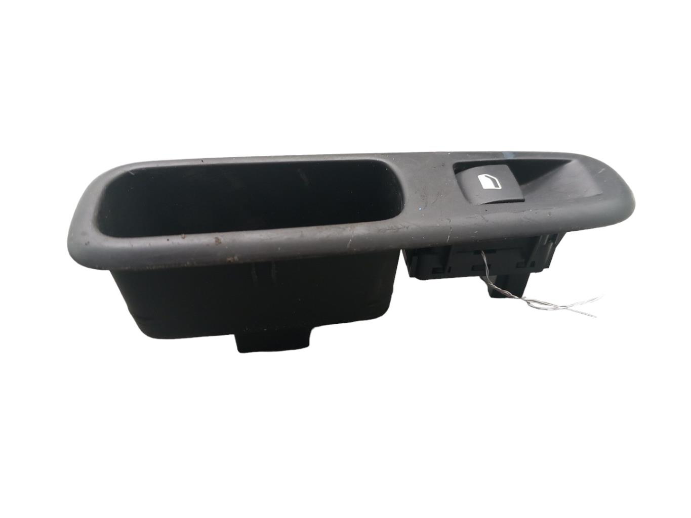 Interruttore lavacristalli posteriore destro PEUGEOT 3008 1 PHASE 2 Diésel - 1