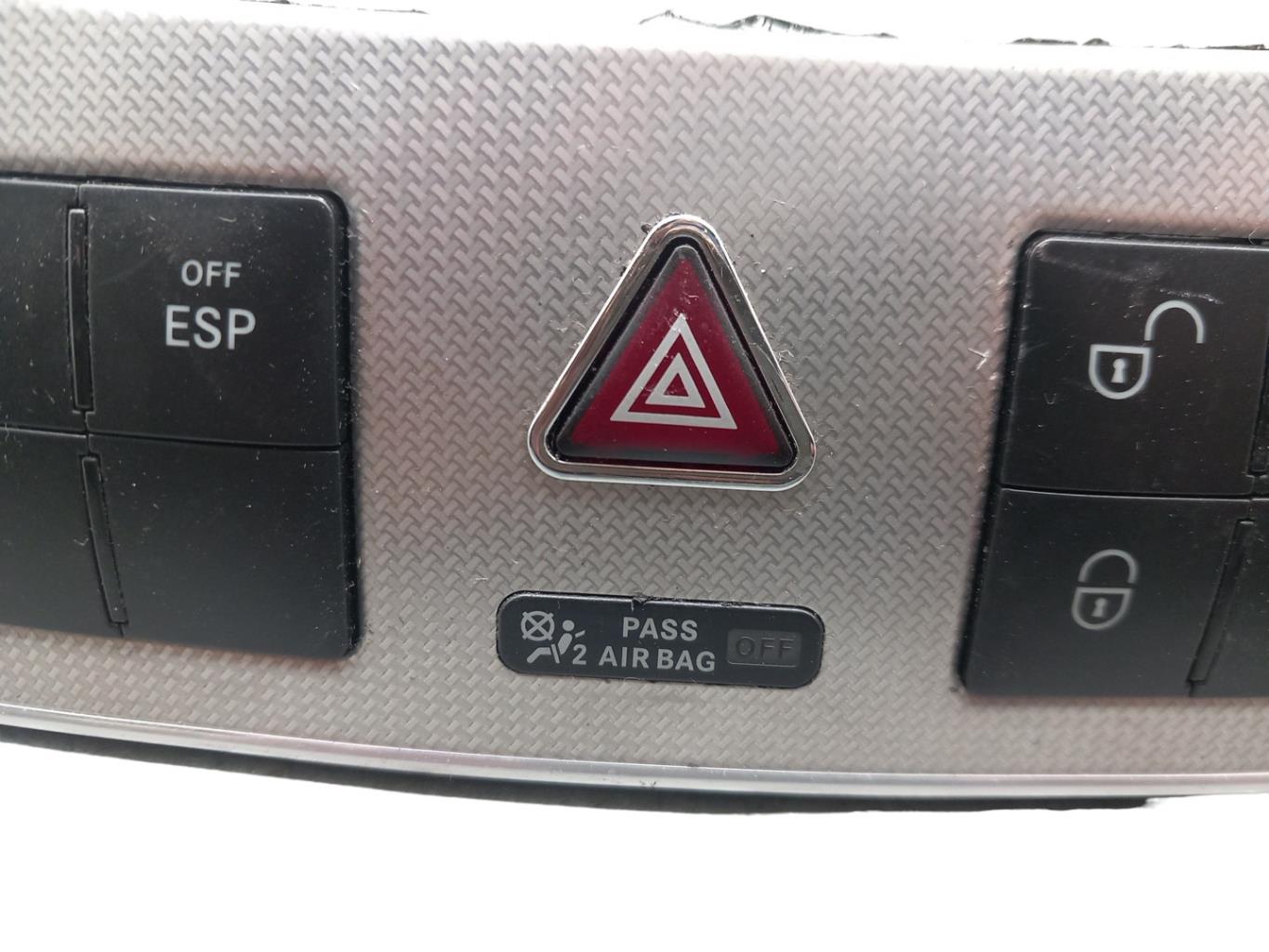 Interruttore luci emergenza MERCEDES CLASSE CLK 209 COUPE Diésel - 1