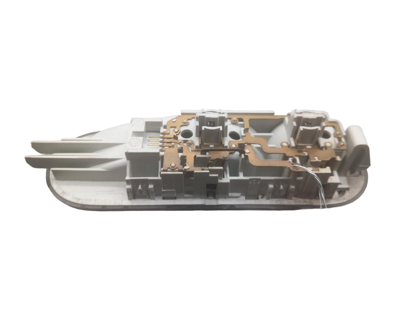 Eclairage de plafonnier RENAULT CLIO 3 PHASE 1 Diesel - 1