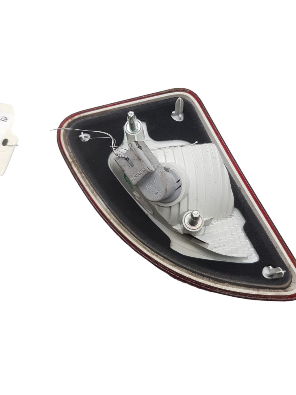 Feu arriere secondaire droit (feux) RENAULT TWINGO 2 PHASE 2 Essence - 1