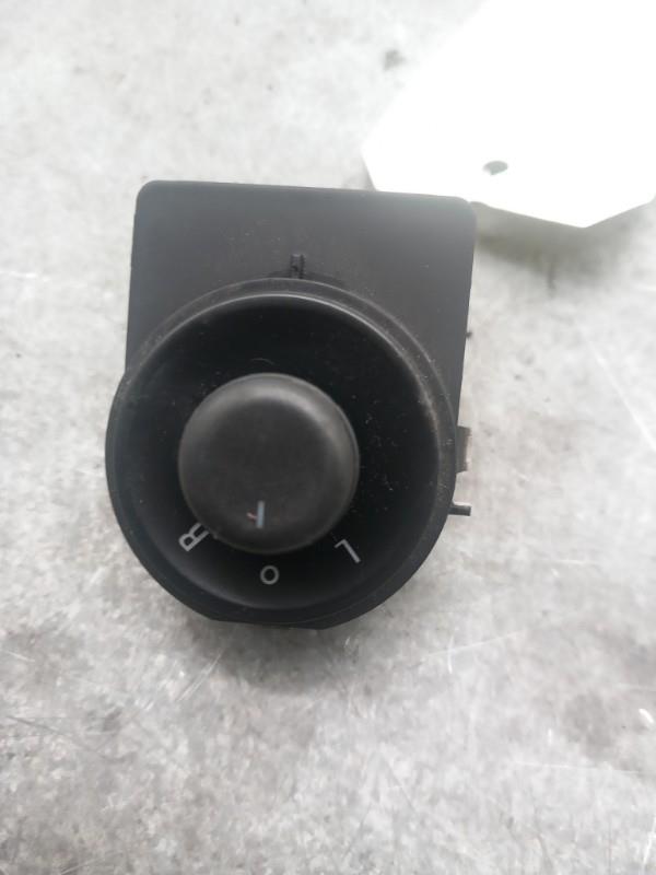 Commande retroviseurs OPEL MERIVA B PHASE 1 Diesel - 1